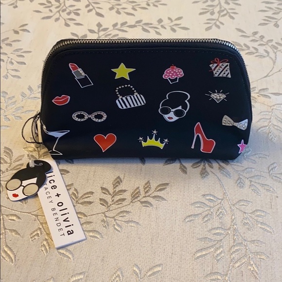Alice + Olivia | Bags | Alice Olivia 